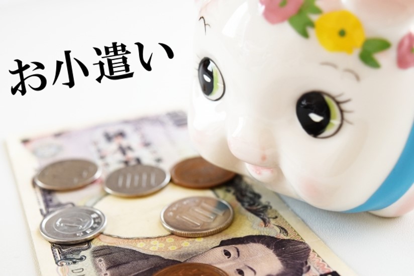 豚の貯金箱とお小遣い